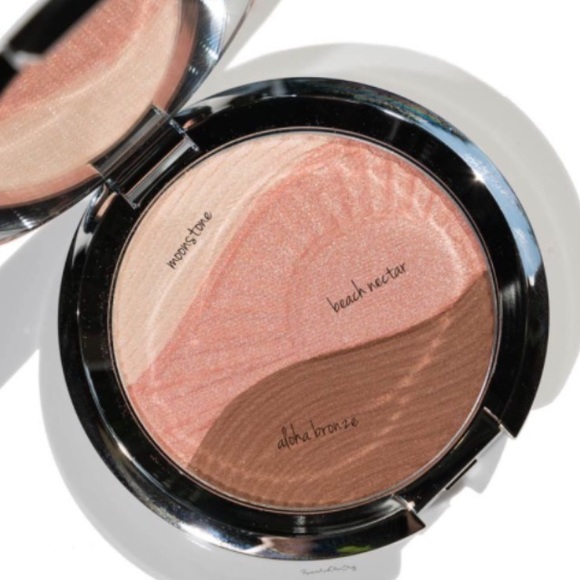 Becca Endless Summer Glow Highlighter Bronzer Chrissy BNIB - Picture 3 of 15